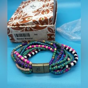NWT Plunder Malakai Bracelet. Accented With Pink Purple Blue Black & White Beads